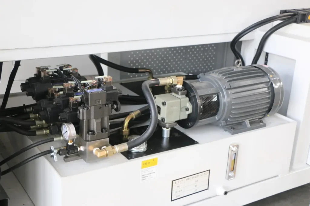 Трубогибочный станок с ЧПУ-3Vane pump