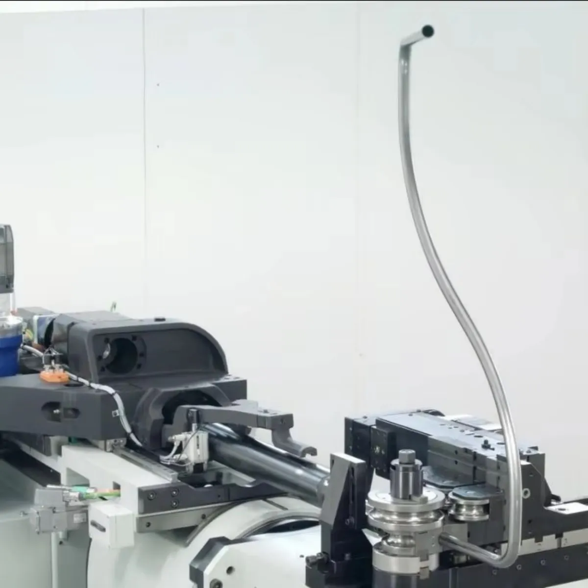 Трубогибочный станок с ЧПУ-T1 (5)