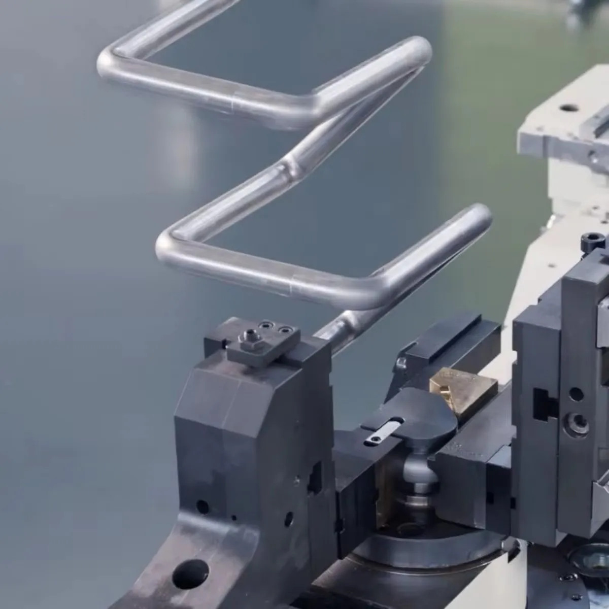 Трубогибочный станок с ЧПУ-T1 (6)