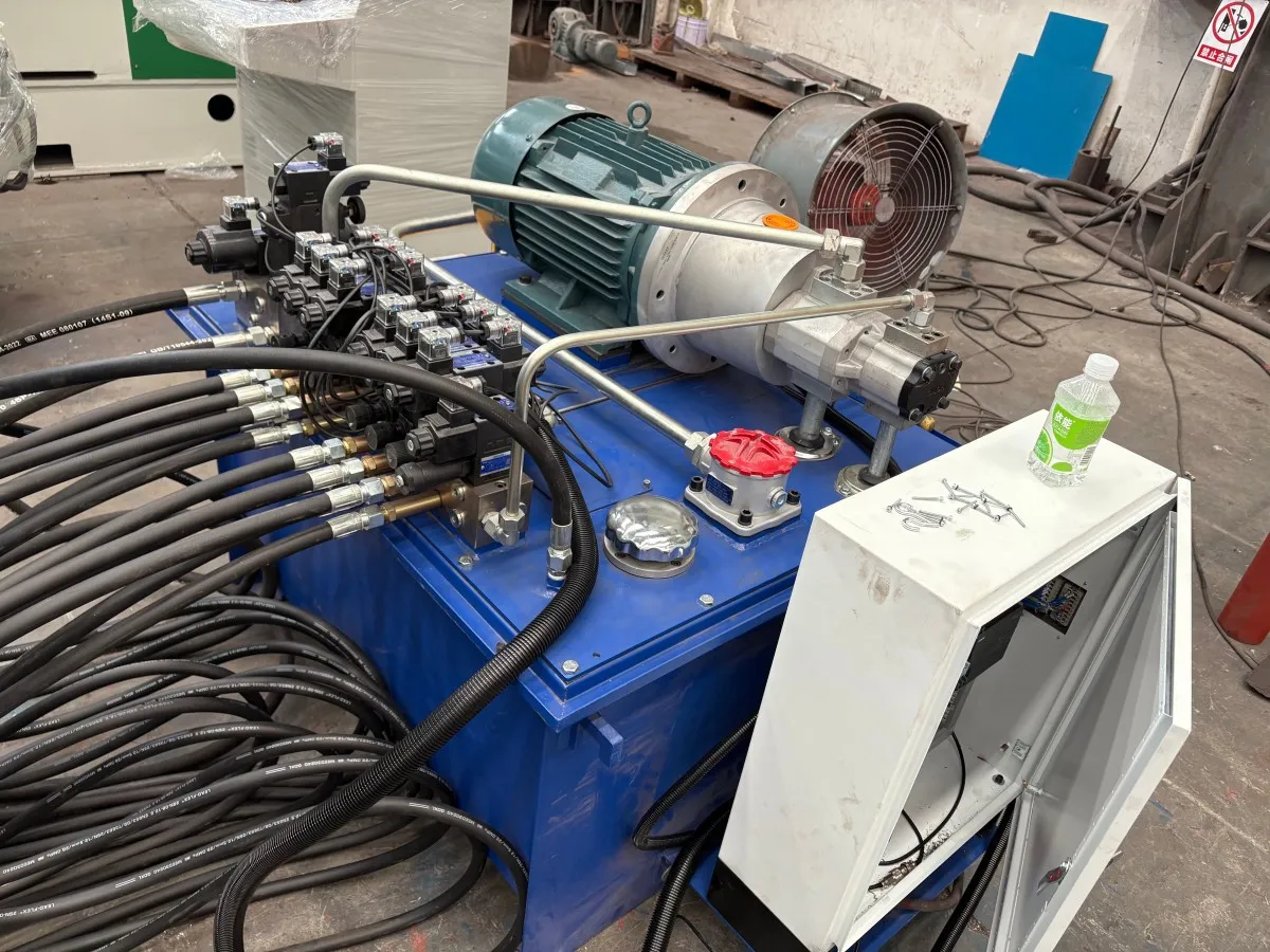 Профилегибочный станок W24S-T1 (5)